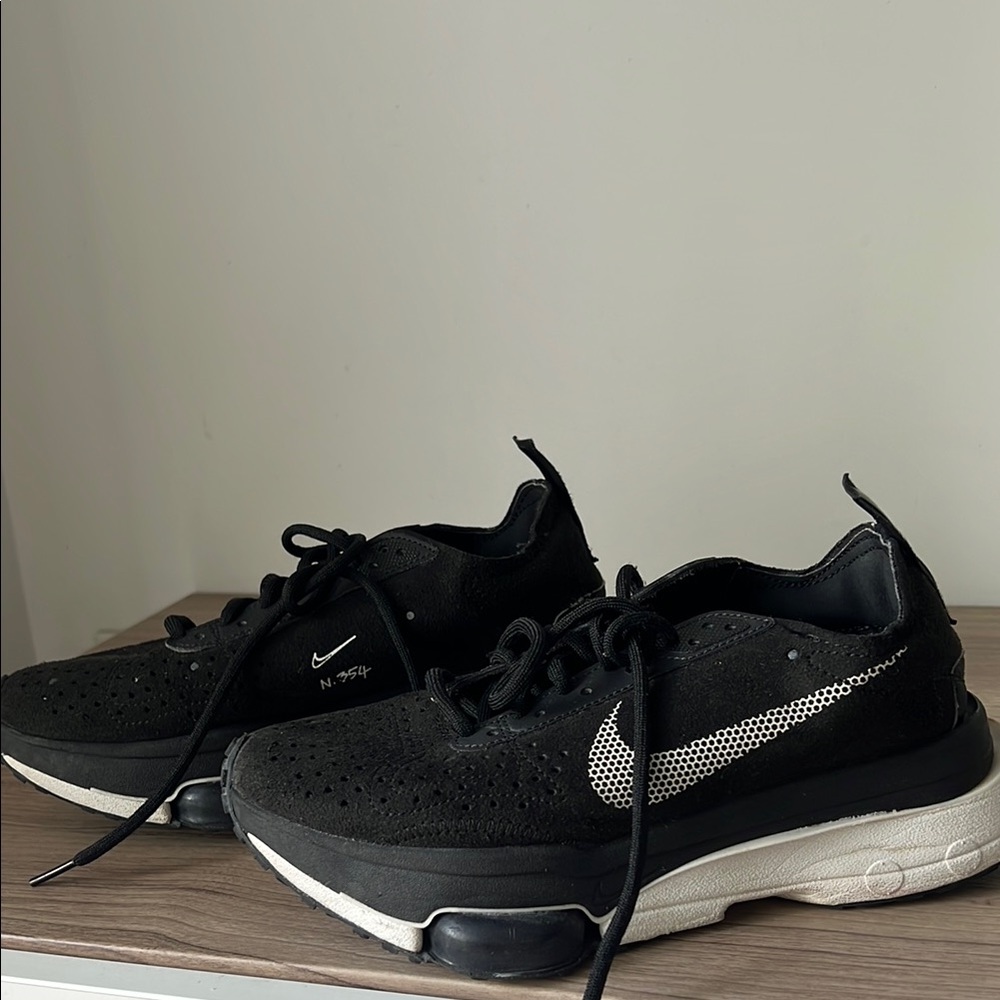 Nike Black and White Sneakers